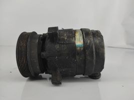 Opel Tigra A Ilmastointilaitteen kompressorin pumppu (A/C) 