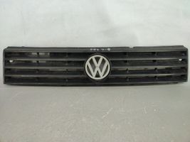 Volkswagen Polo II 86C 2F Front grill 