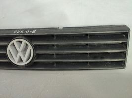 Volkswagen Polo II 86C 2F Grille de calandre avant 