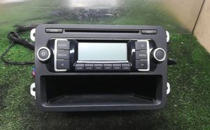 Volkswagen Golf VI Radio/CD/DVD/GPS-pääyksikkö 