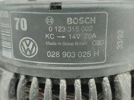 Volkswagen Golf III Generaattori/laturi 