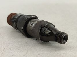 Mercedes-Benz 190 W201 Fuel injector 