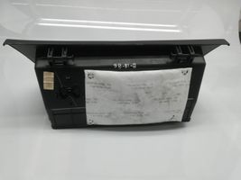 Hyundai Tucson TL Paneelin laatikon/hyllyn pehmuste 