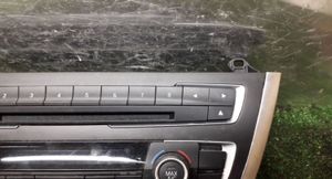 BMW M3 F80 Panel klimatyzacji 