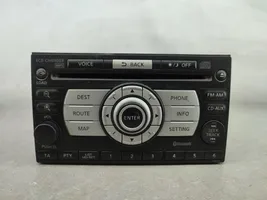 Nissan Qashqai+2 Panel / Radioodtwarzacz CD/DVD/GPS 