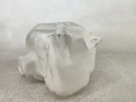 Daihatsu Sirion Réservoir de liquide lave-glace 
