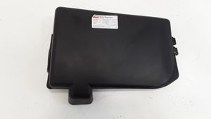 Skoda Fabia Mk1 (6Y) Coperchio/tappo della scatola vassoio della batteria 6Q0915429B