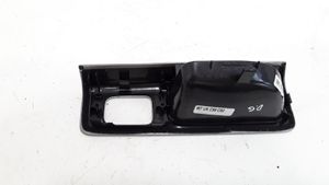 Volvo V50 Support bouton lève vitre porte arrière 8663819