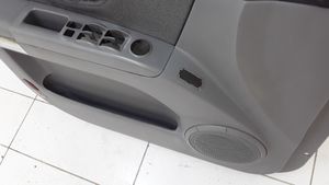 KIA Sorento Rivestimento del pannello della portiera anteriore 