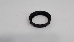 Volkswagen PASSAT B5.5 Bague de verrouillage pour réservoir de carburant 