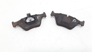 BMW 5 E39 Brake pads (front) 