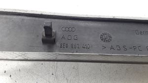 Audi A4 S4 B6 8E 8H Moulure/baguette de porte avant 8E0867410