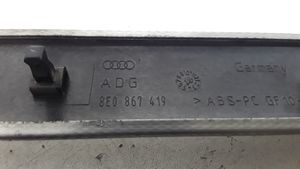 Audi A4 S4 B6 8E 8H Baguette moulure de porte arrière 