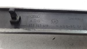 Audi A4 S4 B6 8E 8H Baguette moulure de porte arrière 8E0867419