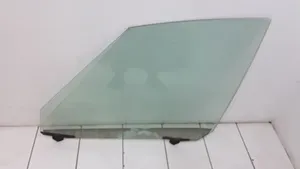 Citroen C4 Grand Picasso priekšējo durvju stikls (četrdurvju mašīnai) 