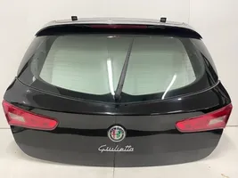 Alfa Romeo Giulietta Takaluukun/tavaratilan kansi 71116671
