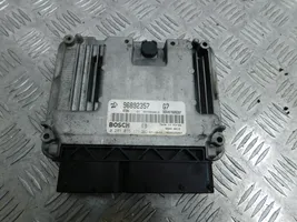 Chevrolet Captiva Calculateur moteur ECU 96892357