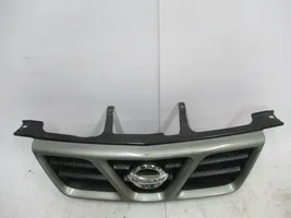 Nissan X-Trail T30 Grille calandre supérieure de pare-chocs avant 