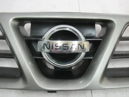 Nissan X-Trail T30 Grille calandre supérieure de pare-chocs avant 