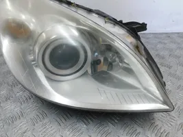 Mercedes-Benz B W245 Lampa przednia A1698204661