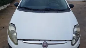 Fiat Punto (199) Konepelti 