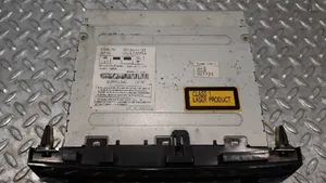 Toyota Prius (XW20) Panel / Radioodtwarzacz CD/DVD/GPS 8612047120