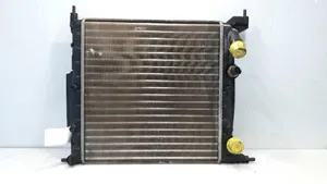 Renault Clio III Radiateur de refroidissement 846972S