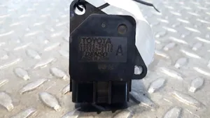 Toyota Yaris Misuratore di portata d'aria 2220430010