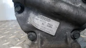 Toyota Yaris Ilmastointilaitteen kompressorin pumppu (A/C) 4472206534