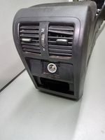 Volkswagen PASSAT B6 Consola central de la guantera 