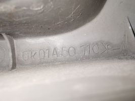 KIA Sportage Grille calandre supérieure de pare-chocs avant 0K01A50710