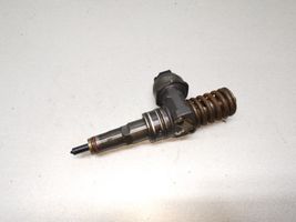 Volkswagen Touran I Fuel injector 038130073AG