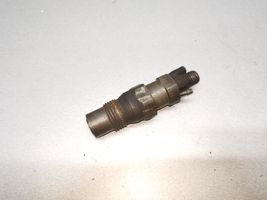 Volkswagen Golf II Fuel injector 068130201P