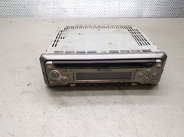 Audi A4 S4 B5 8D Panel / Radioodtwarzacz CD/DVD/GPS DEH1600R