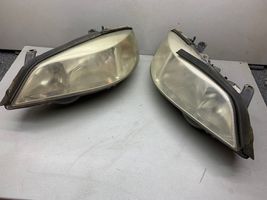 Opel Astra G Lampa przednia 90590665