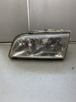 Volvo S40, V40 Lampa przednia 30899682