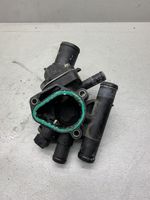 Volvo S40, V40 Termostat / Obudowa termostatu 8200065390