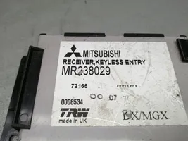 Mitsubishi Carisma Muut ohjainlaitteet/moduulit MR238029