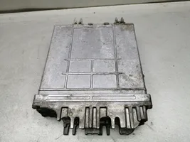 Renault Megane I Sterownik / Moduł ECU 7700113863