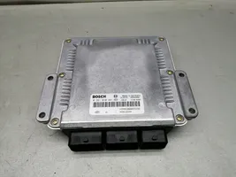 Volvo S40, V40 Calculateur moteur ECU 30630048