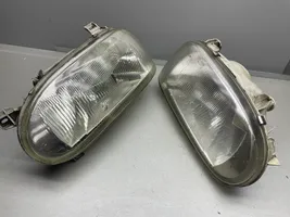 Volkswagen Golf III Lot de 2 lampes frontales / phare 