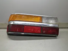 BMW 5 E28 Lampa tylna 0153321R3