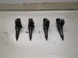 Volkswagen PASSAT B6 Fuel injectors set 038130073AG