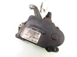 Opel Astra H Attuatore/motore della valvola del collettore di aspirazione 70062100