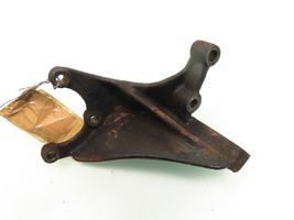 Volkswagen Transporter - Caravelle T4 Power steering pump mounting bracket 