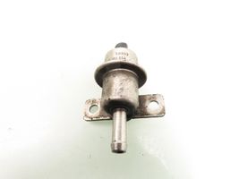 Volvo S40, V40 Regulator ciśnienia paliwa 9146761