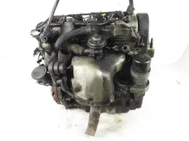 KIA Carens II Двигатель 