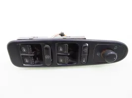 Seat Leon (1M) Interrupteur commade lève-vitre F005S00011