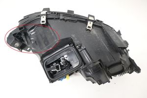 Mercedes-Benz GLE (W166 - C292) Lampa przednia A1669062103