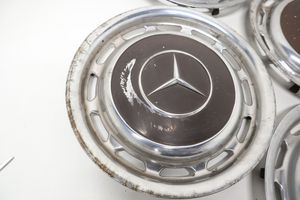 Mercedes-Benz COMPAKT W115 R14 wheel hub/cap/trim 